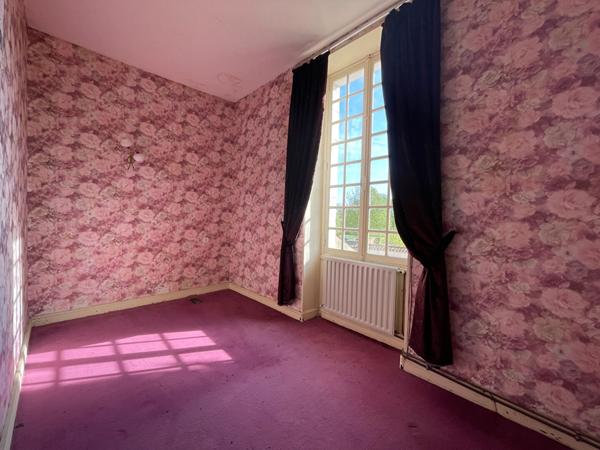 Maison 7 pièce(s) - 4 chambres - Les Velluire sur Vendée