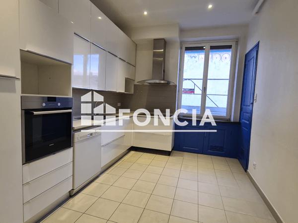 Location Appartement 4 pièces 135.38 m² - 21 RUE SAINT JACQUES Grenoble 38000