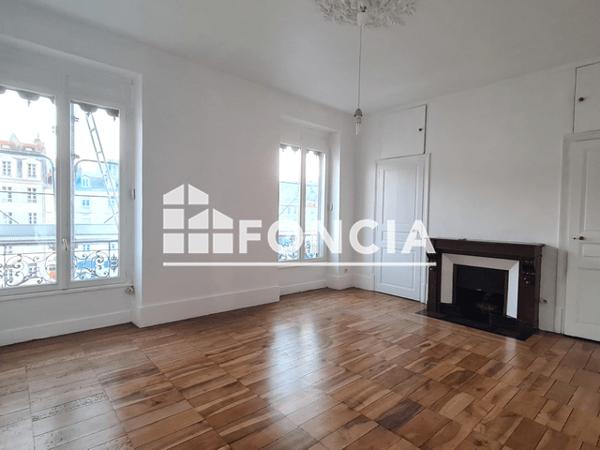 Location Appartement 4 pièces 135.38 m² - 21 RUE SAINT JACQUES Grenoble 38000