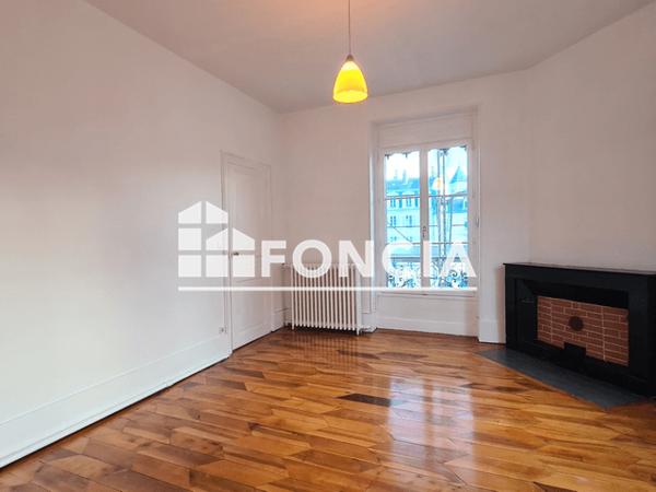 Location Appartement 4 pièces 135.38 m² - 21 RUE SAINT JACQUES Grenoble 38000