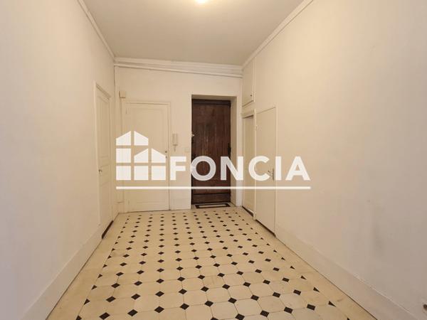 Location Appartement 4 pièces 135.38 m² - 21 RUE SAINT JACQUES Grenoble 38000