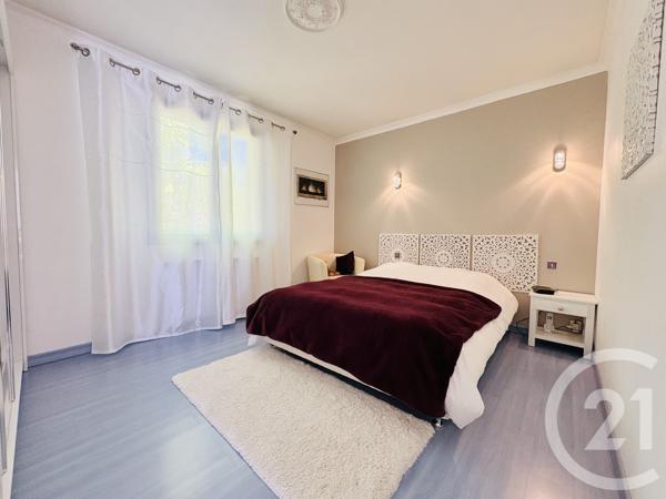 Maison à vendre  7 pièces - 155,32 m 2   PEYRAT DE BELLAC  - 87