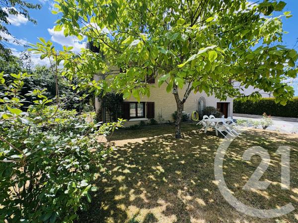 Maison à vendre  7 pièces - 155,32 m 2   PEYRAT DE BELLAC  - 87