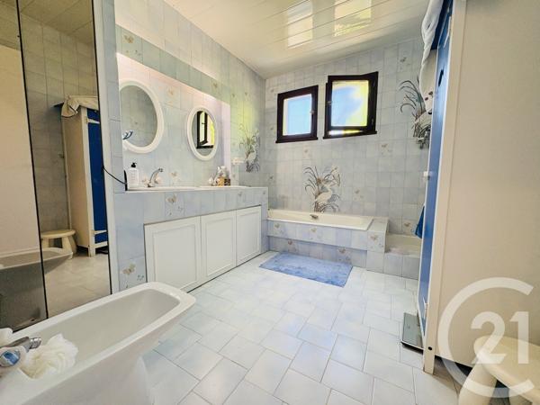 Maison à vendre  7 pièces - 155,32 m 2   PEYRAT DE BELLAC  - 87