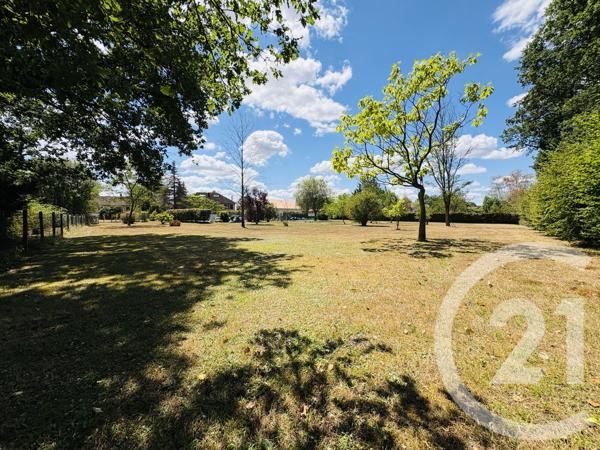 Maison à vendre  7 pièces - 155,32 m 2   PEYRAT DE BELLAC  - 87