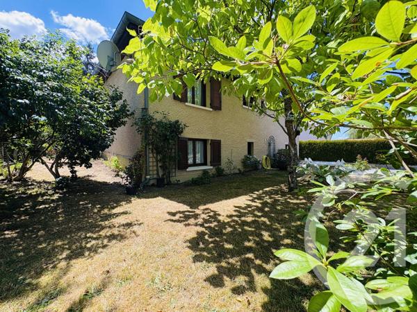 Maison à vendre  7 pièces - 155,32 m 2   PEYRAT DE BELLAC  - 87