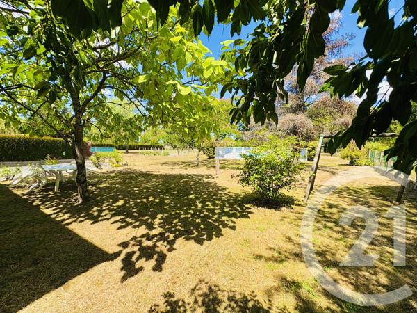 Maison à vendre  7 pièces - 155,32 m 2   PEYRAT DE BELLAC  - 87