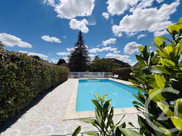 Maison à vendre  7 pièces - 155,32 m 2   PEYRAT DE BELLAC  - 87