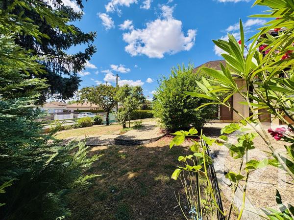 Maison à vendre  7 pièces - 155,32 m 2   PEYRAT DE BELLAC  - 87