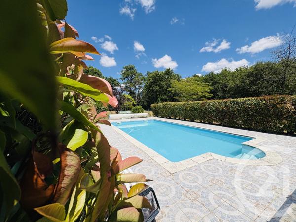 Maison à vendre  7 pièces - 155,32 m 2   PEYRAT DE BELLAC  - 87
