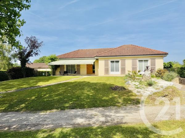 Maison à vendre  7 pièces - 155,32 m 2   PEYRAT DE BELLAC  - 87