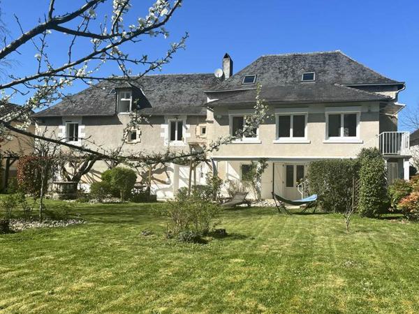 Maison à vendre |  Terrasson-Lavilledieu |  9 pièces | 236 m²