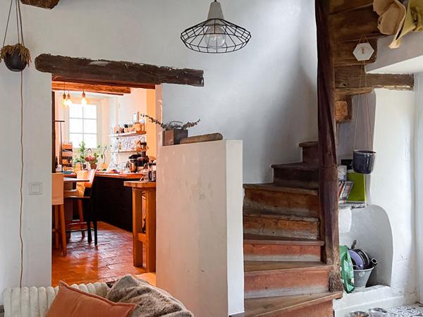 A Vendre, Maison, 7 pièces, 4 chambres, 143m2 habitable, 160m2 au sol, Coeur de Doutre, Angers, Grenier aménageable, Dépendance, Jardin