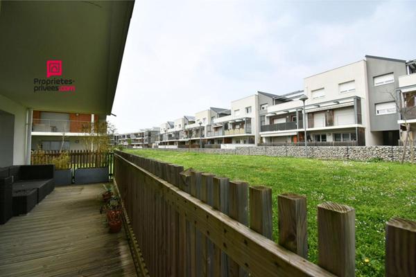 Bel appartement  -T3 de 77 m2 avec terrasse - Mions