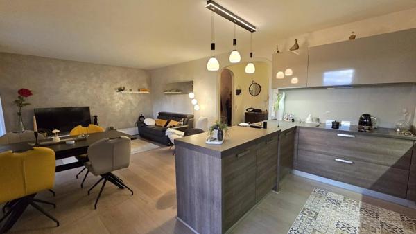 Superbe T4 Moderne avec Grande Terrasse – Proche Centre & Tramway