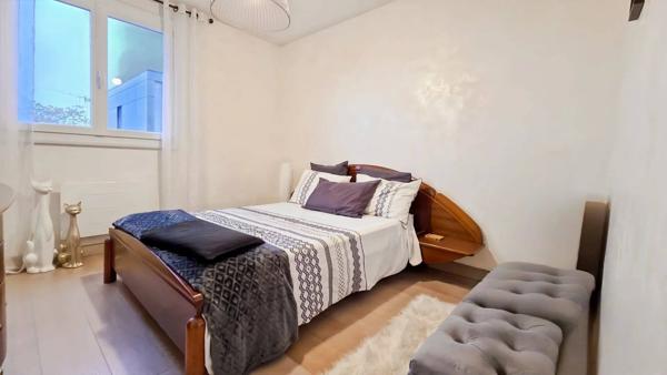 Superbe T4 Moderne avec Grande Terrasse – Proche Centre & Tramway