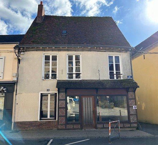 Maison de ville à LA BAZOCHE GOUET (28330)