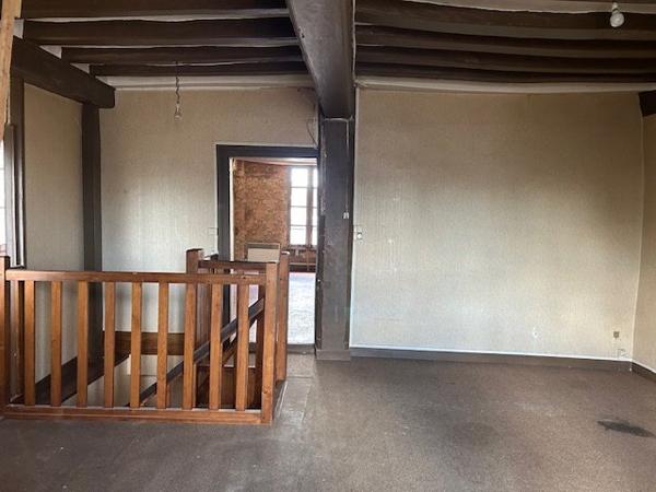 Maison de ville à LA BAZOCHE GOUET (28330)