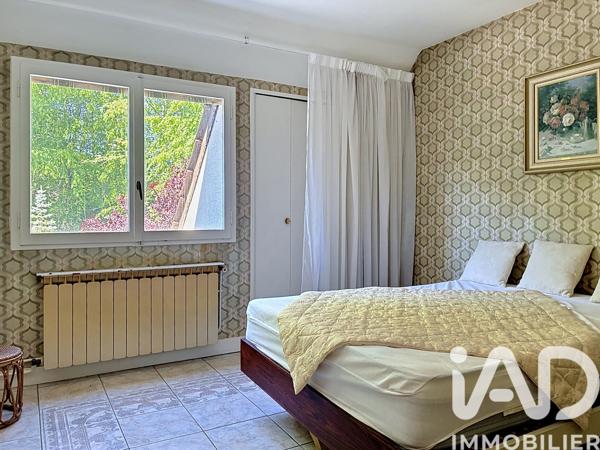 Maison à vendre 4 pièces 81 m² Saint-Fargeau-Ponthierry