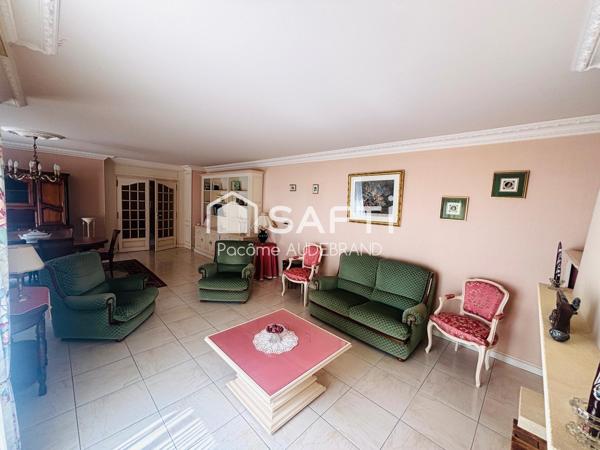 Pavillon 180m2, 5 chambres semi-enterré – Parthenay