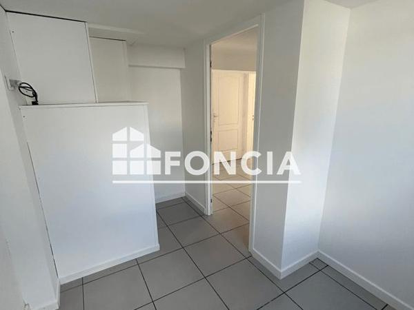 Location Appartement 3 pièces 72 m² - 32A RUE JULES VERNES Challans 85300