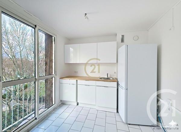 Appartement à vendre  4 pièces - 66,40 m2 SALON DE PROVENCE - 13