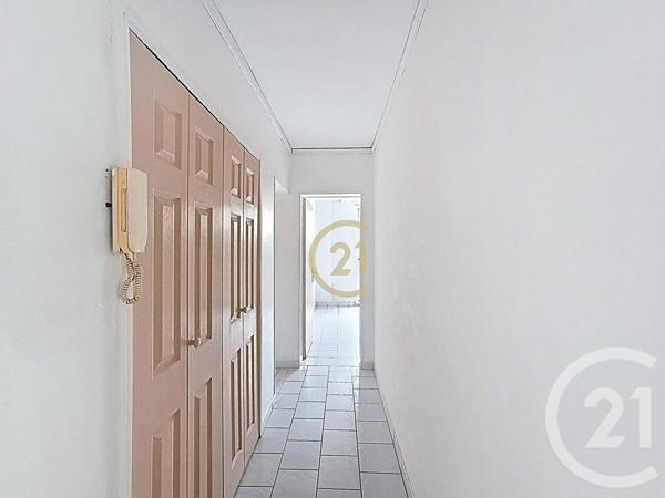 Appartement à vendre  4 pièces - 66,40 m2 SALON DE PROVENCE - 13