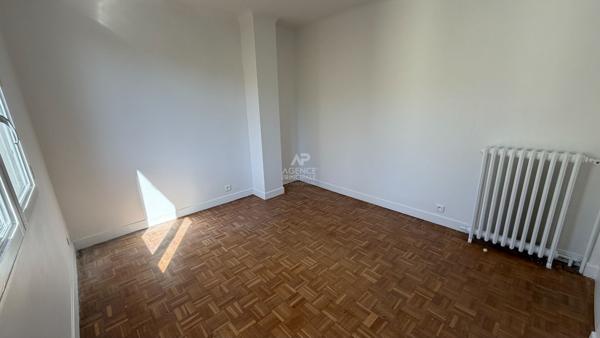 Maison individuelle 140 m² 5 pièces avec jardin - secteur Lycée International Saint Germain en Laye Loyer 3 200 €/mois **  - Référence  18386