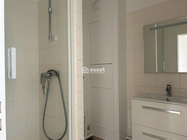 Location Appartement 5 pièces 109 m² - Paris 75012