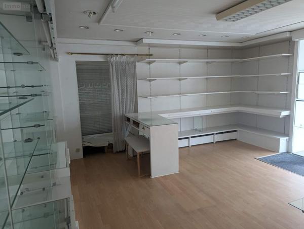 Immeuble à vendre à Douarnenez dans le Finistère (29100), ref : 011/212   
CENTRE-VILLE