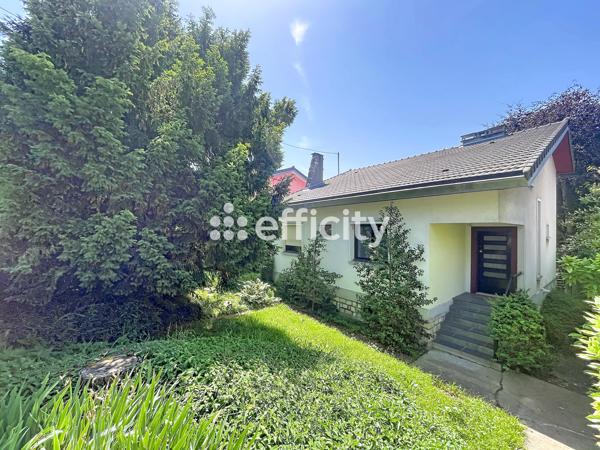Maison
         5 pièces
        - 114 m² Exclusivité 459 000 € *