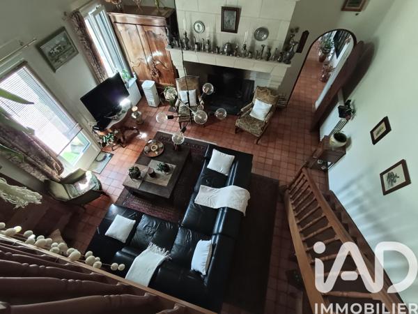 Maison à vendre 15 pièces 320 m² Saumur