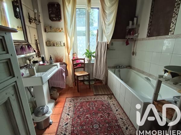 Maison à vendre 15 pièces 320 m² Saumur