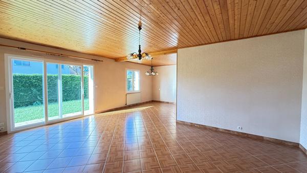 LA ROCHE SUR YON, QUARTIER DES OUDAIRIES ! MAISON A VENDRE