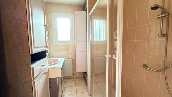 LA ROCHE SUR YON, QUARTIER DES OUDAIRIES ! MAISON A VENDRE