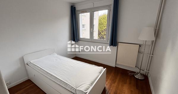 Location Appartement 4 pièces 85.88 m² - Bourg-la-reine 92340