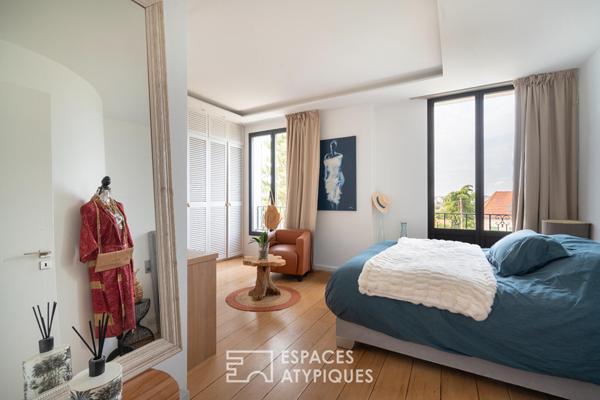 Villa proche centre ville avec jardin et piscine intérieure