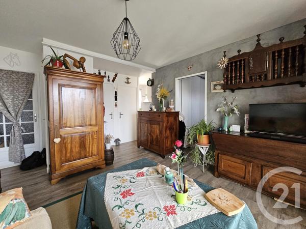 Appartement T2 à vendre  2 pièces - 34,45 m2 SIX FOURS LES PLAGES - 83