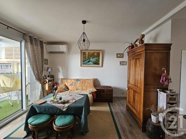 Appartement T2 à vendre  2 pièces - 34,45 m2 SIX FOURS LES PLAGES - 83