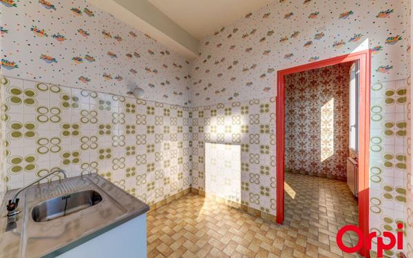 Maison à vendre    8 pièces • 148,19 m2 Vénissieux