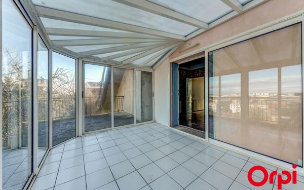 Maison à vendre    8 pièces • 148,19 m2 Vénissieux