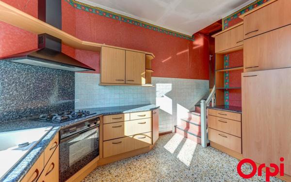 Maison à vendre    8 pièces • 148,19 m2 Vénissieux