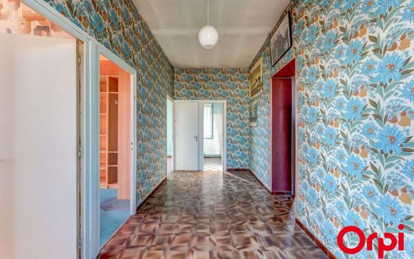 Maison à vendre    8 pièces • 148,19 m2 Vénissieux