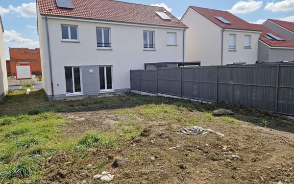 Maison à vendre    5 pièces •  Metzeresche