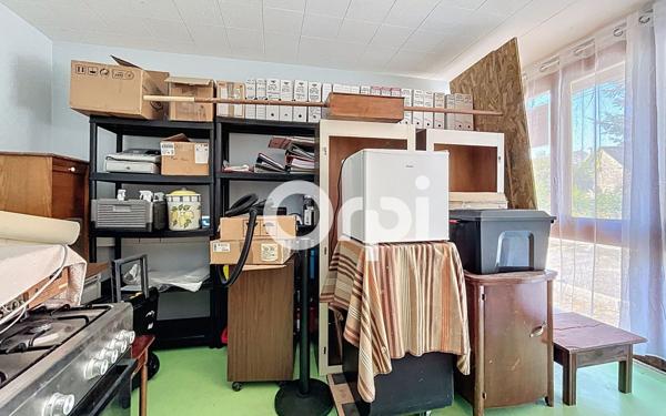 Immeuble à vendre    7 pièces •  Lapleau