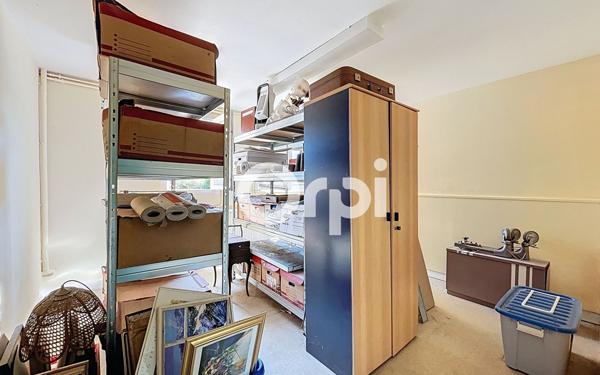 Immeuble à vendre    7 pièces •  Lapleau