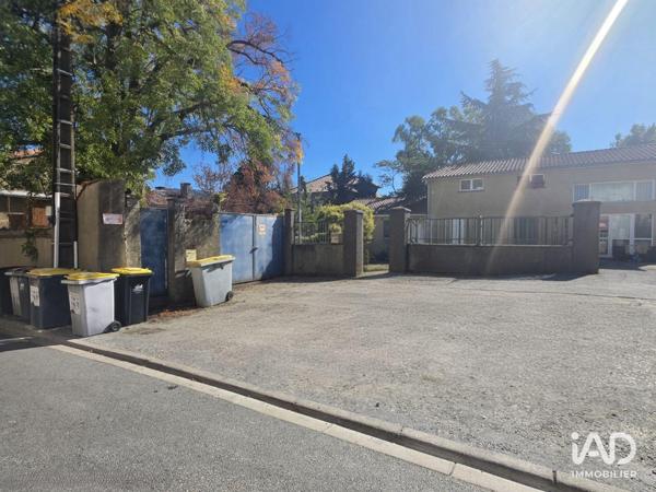 Location local d’activité 365 m² Aussillon