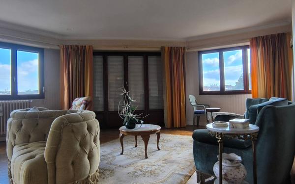 Appartement à vendre    5 pièces • 114,15 m2 Pau