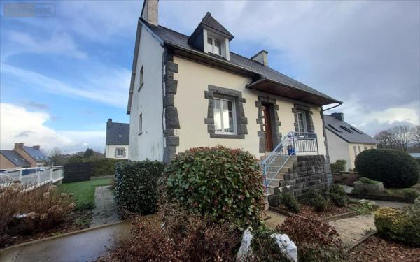 Maison individuelle à vendre à Carhaix-Plouguer dans le Finistère (29270), ref : 29066-1091450