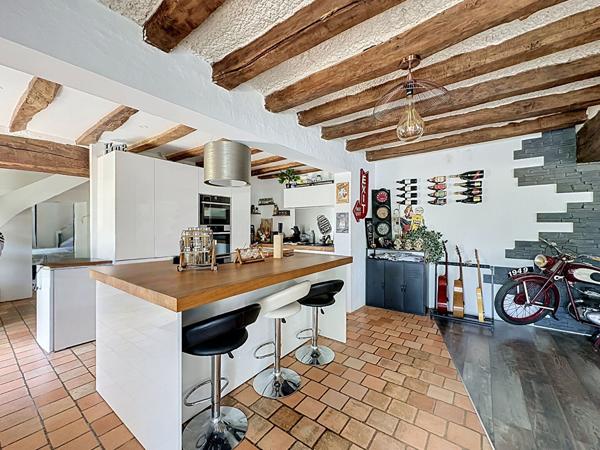 Une maison de caractère dans un environnement privilégié à Beaufort en Anjou